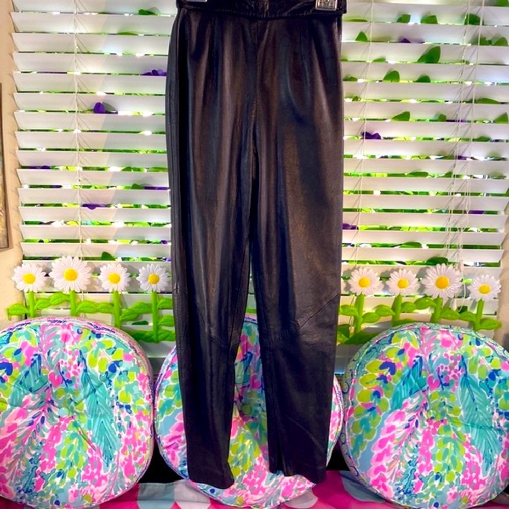 Cedar black leather pants with ankle zippers